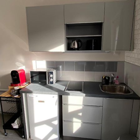 ENGHIEN-LES-BAINS : studio au coeur du centre ville Extérieur photo