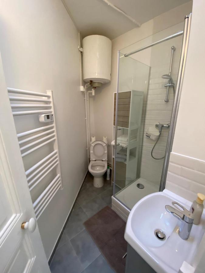 ENGHIEN-LES-BAINS : studio au coeur du centre ville Extérieur photo